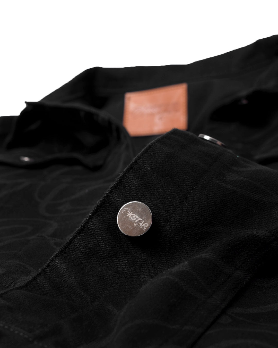 MONOGRAM BLACK