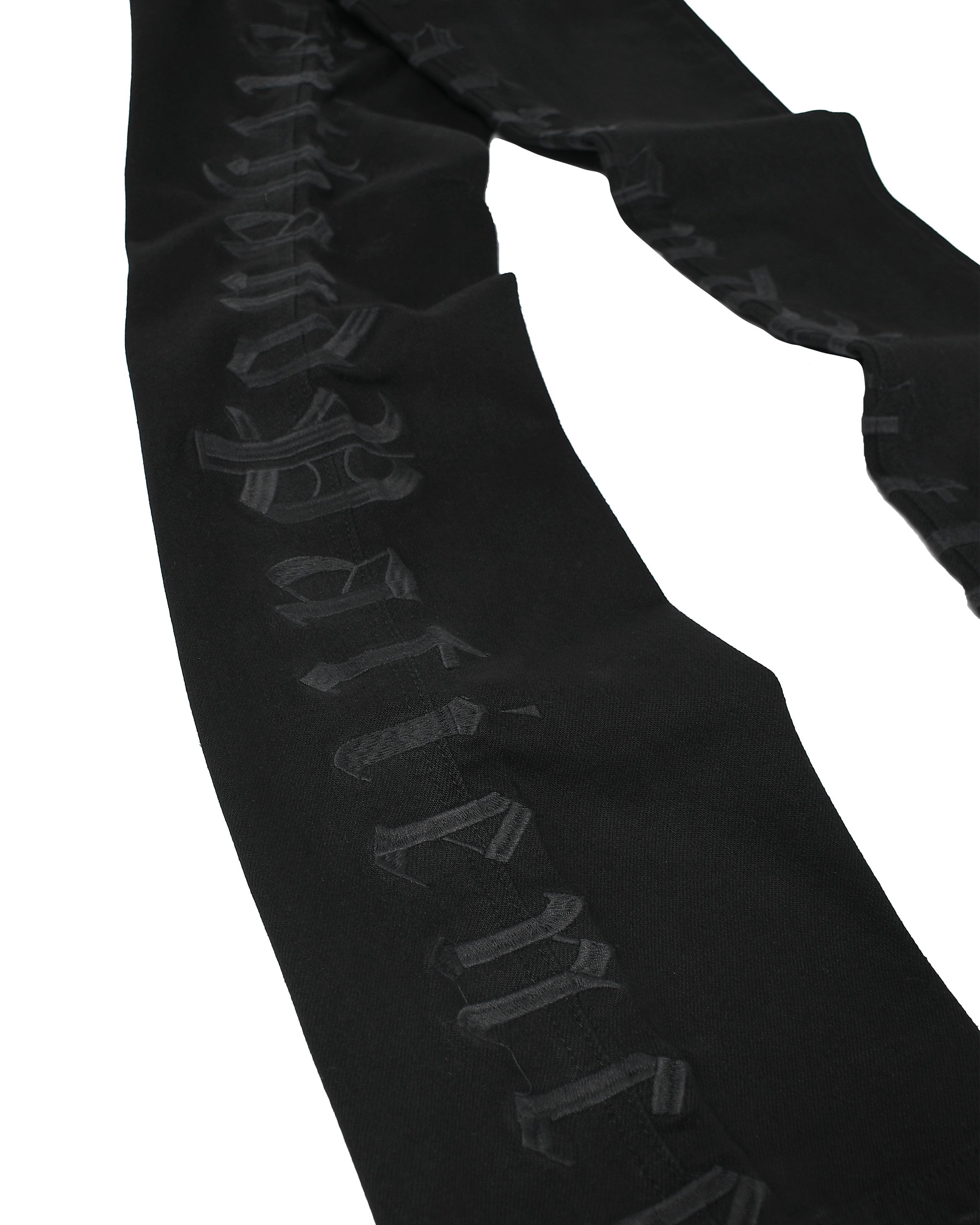 GOTHIC BLACK